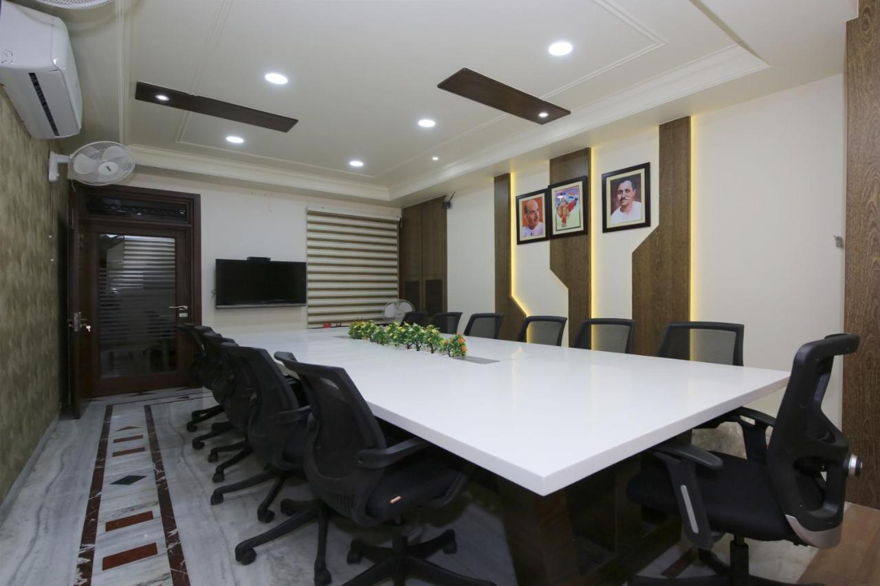Capital O 36691 Hotel Aashirwad Inn Jabalpur Εξωτερικό φωτογραφία